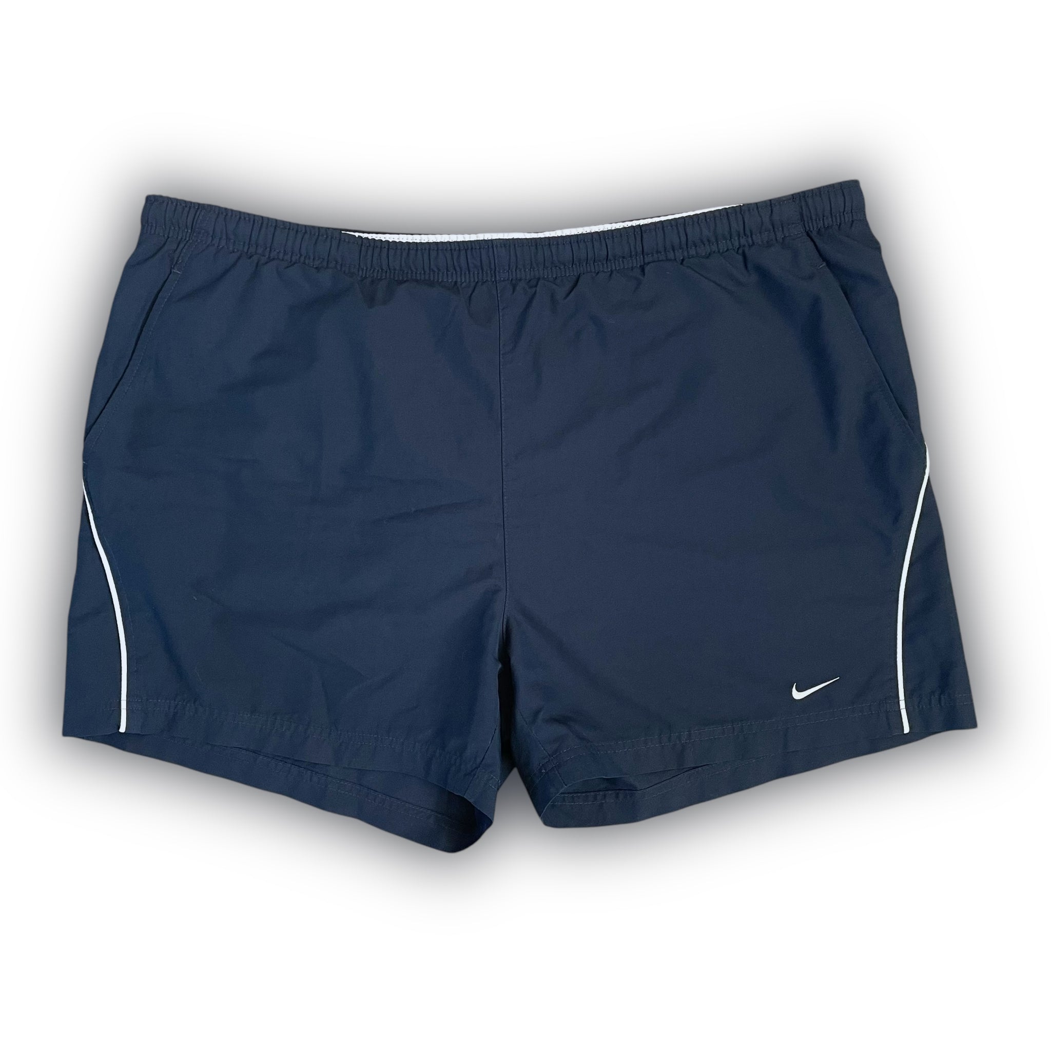 NIKE SHORTS (XL)