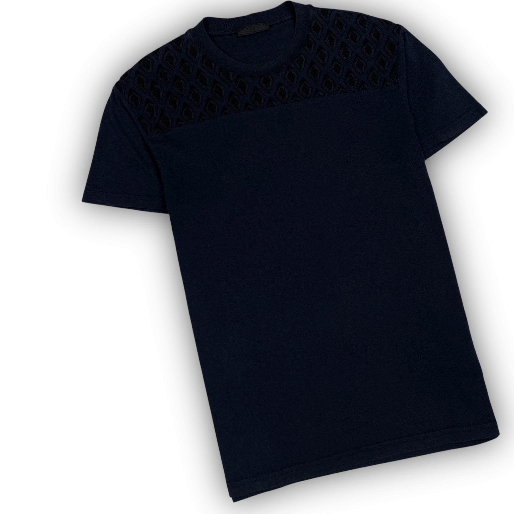PRADA T-SHIRT (L)