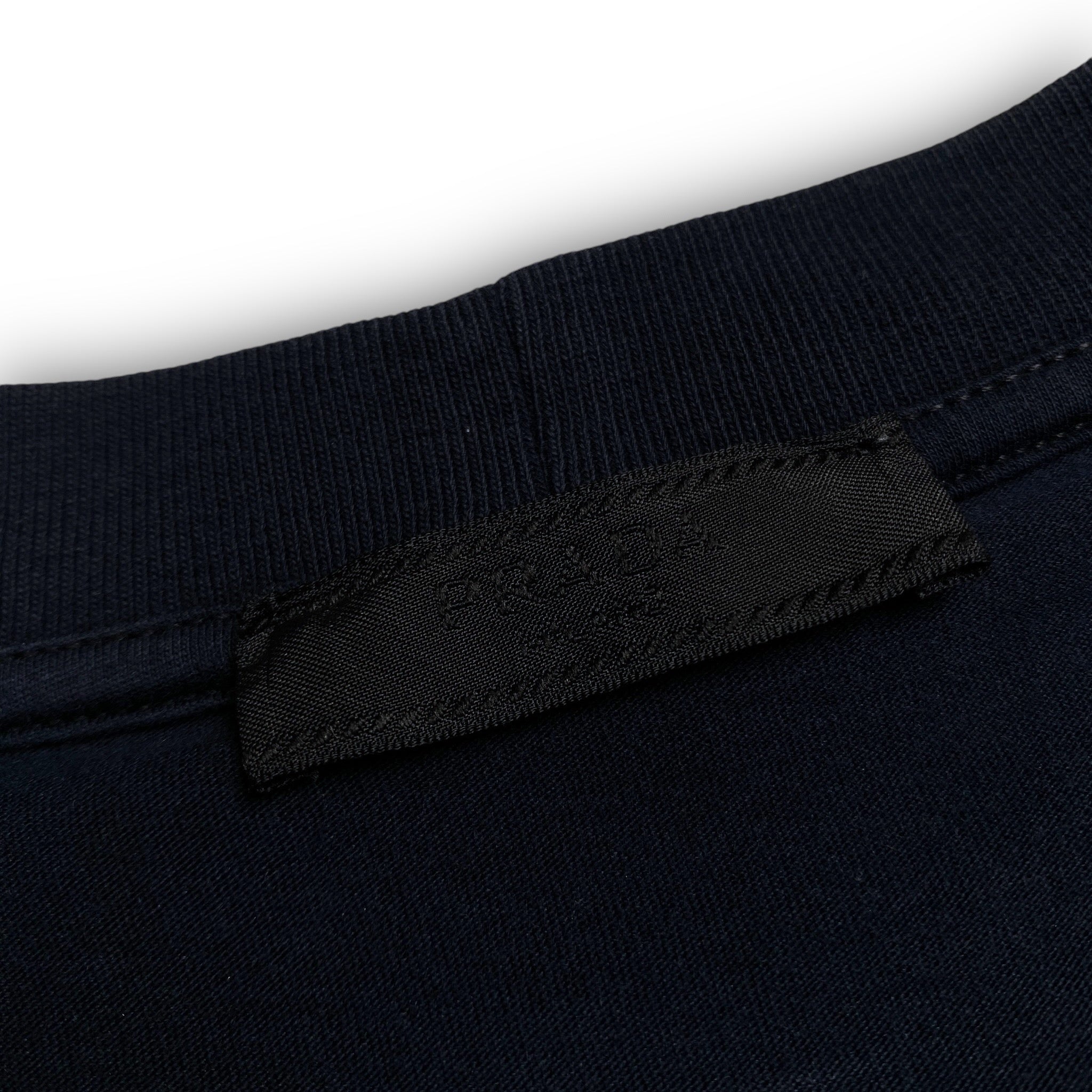 PRADA T-SHIRT (L)