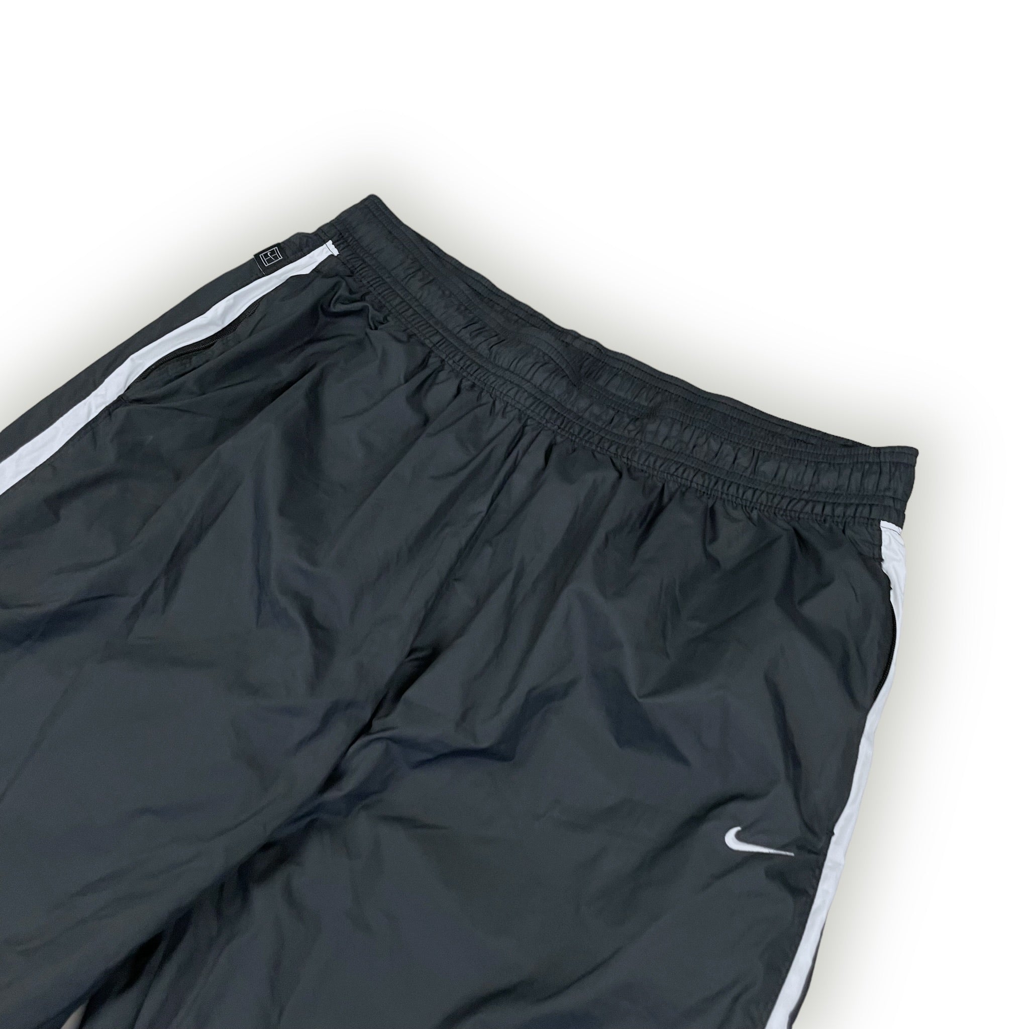 NIKE TRACKPANTS (XL)