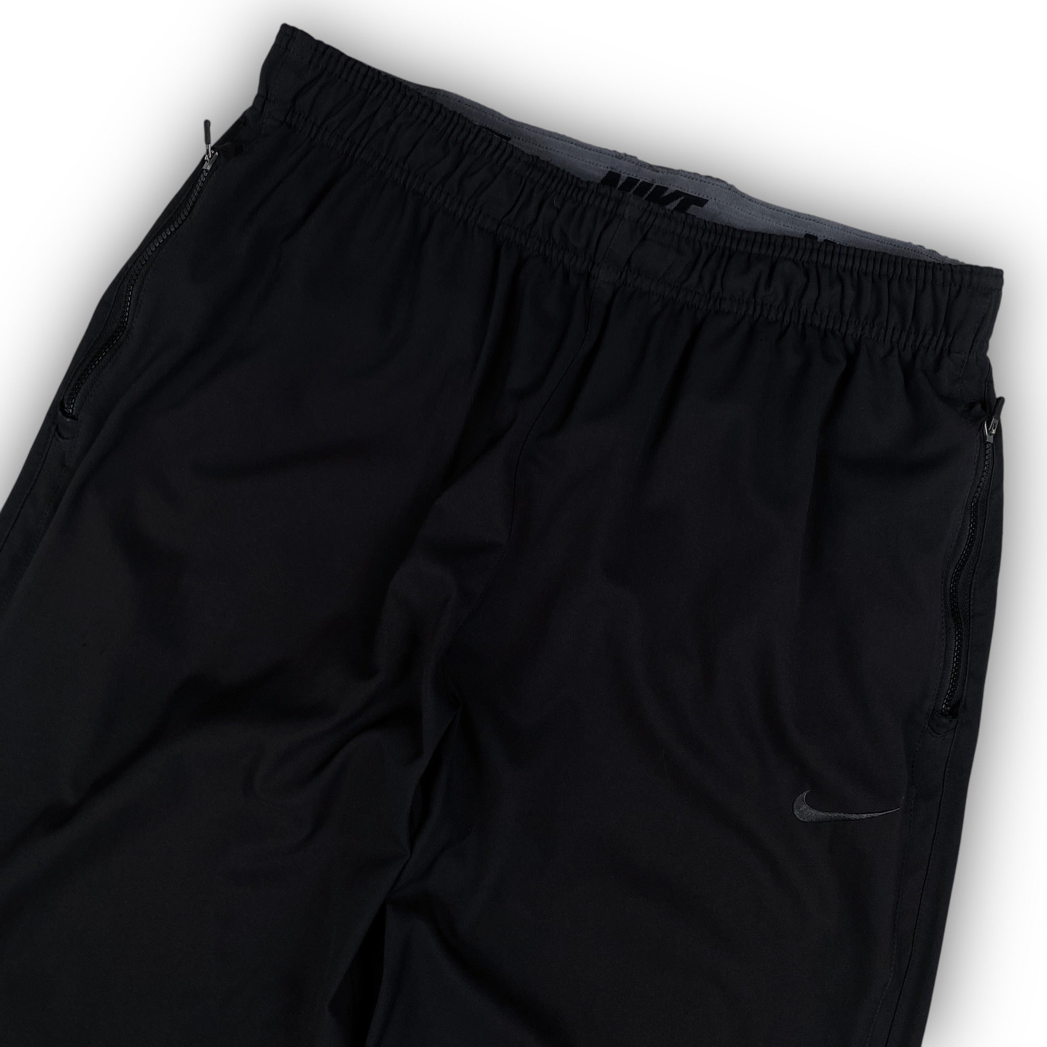 NIKE TRACKPANTS (M)