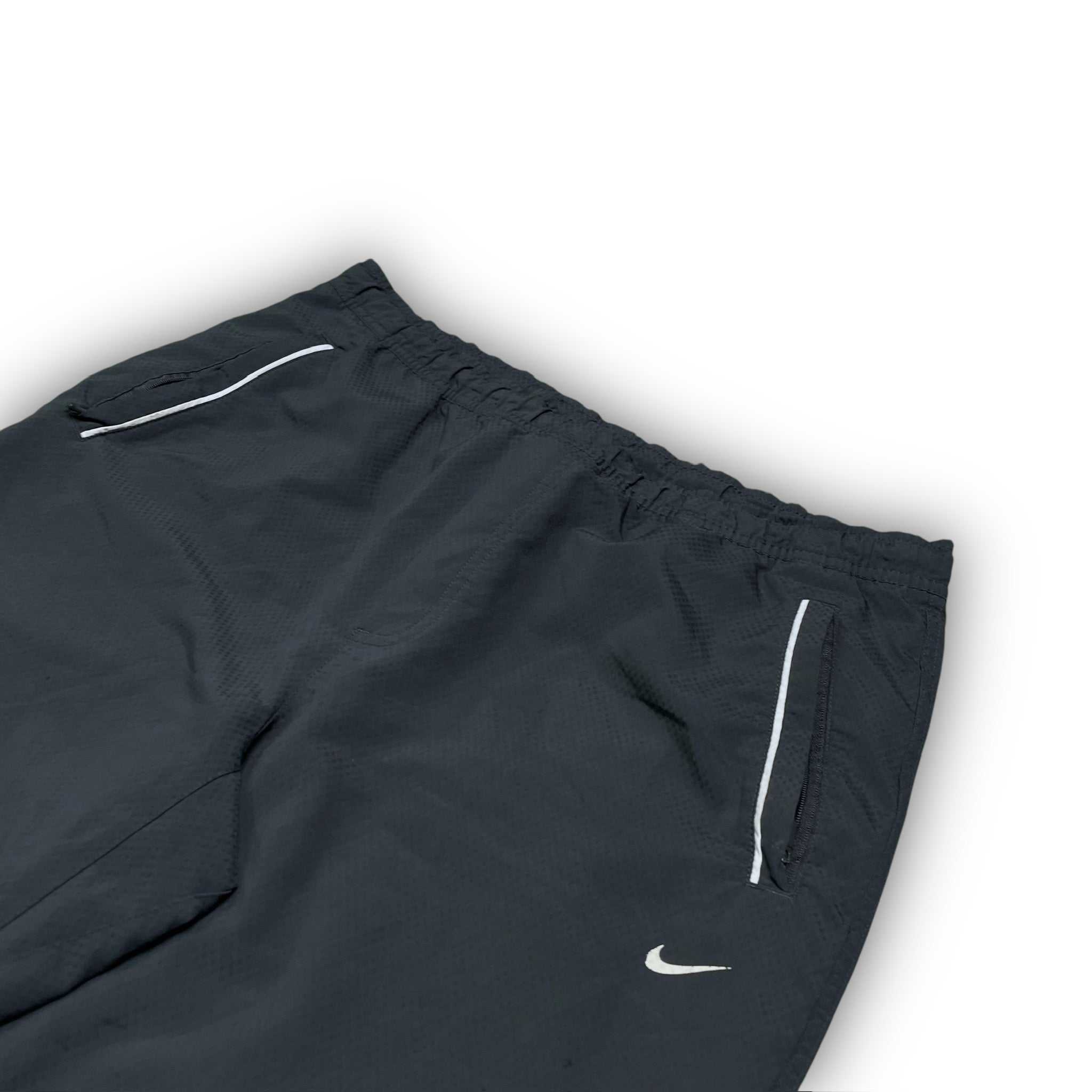 NIKE TRACKPANTS (XL)